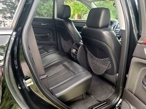 Used 2016 Cadillac SRX Luxury w/ Driver Awareness Package FWD image 18