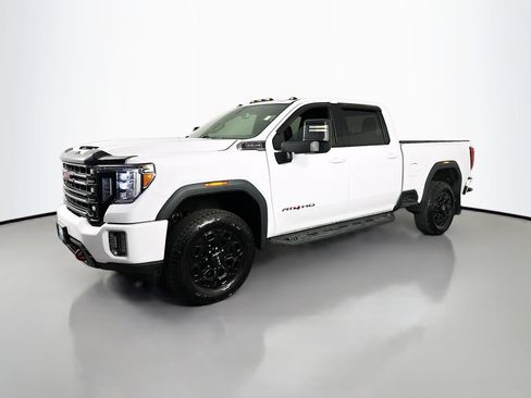 Used 2022 GMC Sierra 2500 AT4 AWD/4WD image 4