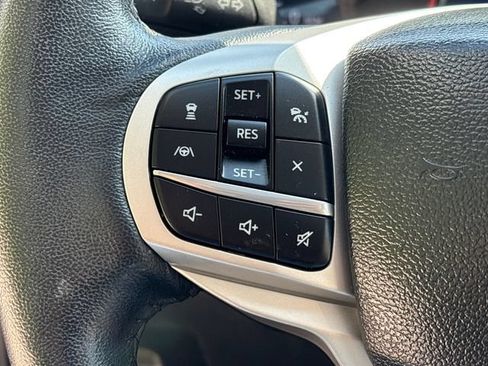 Used 2023 Ford Explorer XLT w/ Equipment Group 202A AWD/4WD image 34