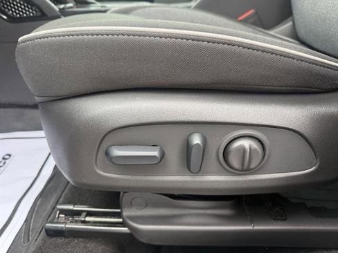 Used 2023 Chevrolet TrailBlazer LT w/ Convenience Package image 26