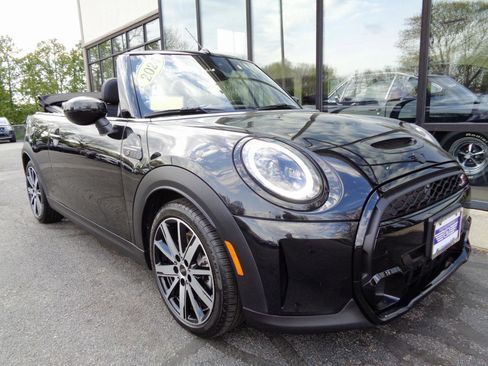 Used 2024 MINI Cooper S FWD image 3