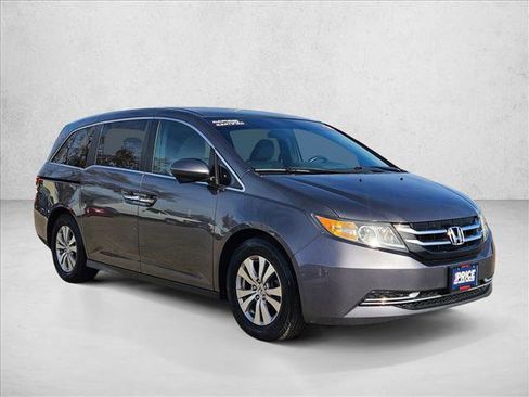 Used 2016 Honda Odyssey SE image 3