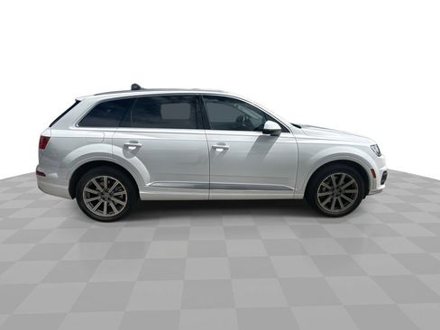 Used 2018 Audi Q7 3.0T Prestige w/ Prestige Package image 9