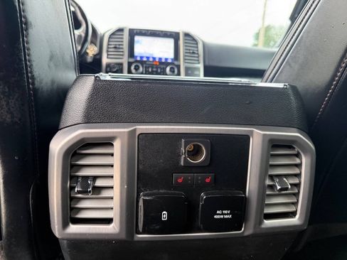 Used 2020 Ford F150 Platinum w/ Technology Package AWD/4WD image 30