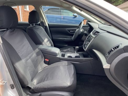 Used 2017 Nissan Altima 2.5 S w/ Power Driver Seat Package FWD image 17