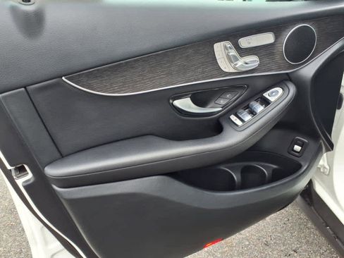 Used 2022 Mercedes-Benz GLC 300 4MATIC image 8