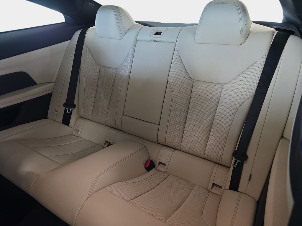 New 2026 BMW 430i Coupe w/ Premium Package RWD image 8