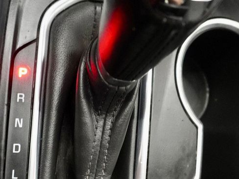 Used 2019 Chevrolet Traverse LT image 27