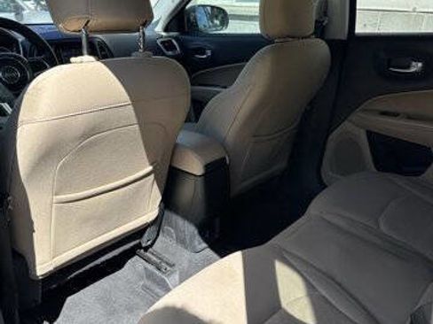 Used 2018 Jeep Compass Sport image 23