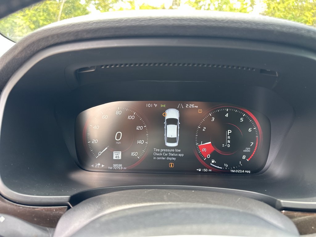 Used 2018 Volvo S90 T5 Momentum w/ Convenience Package FWD image 15