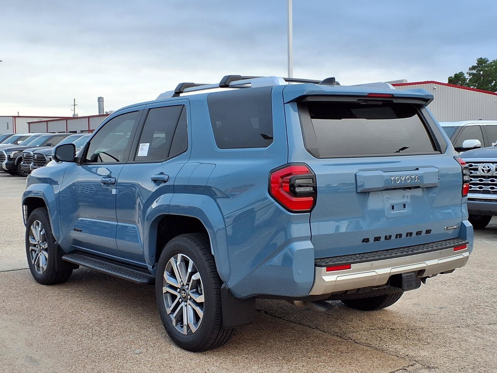 New 2026 Toyota 4Runner Limited AWD/4WD image 2