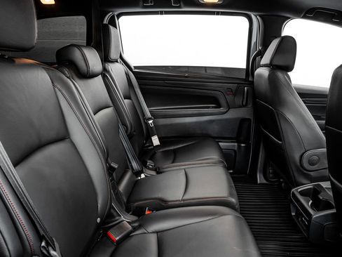 Used 2024 Honda Odyssey Sport image 33