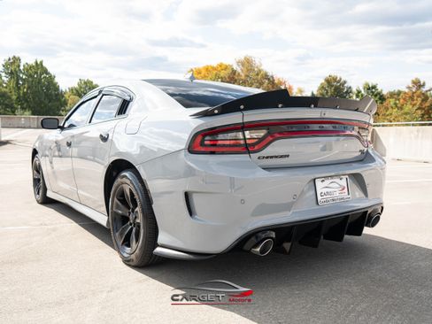 Used 2022 Dodge Charger R/T w/ Blacktop Package image 5
