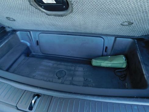 Used 2023 Jeep Grand Cherokee L Laredo image 13