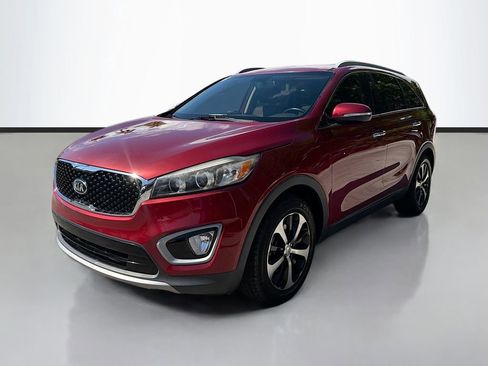 Used 2018 Kia Sorento EX image 4