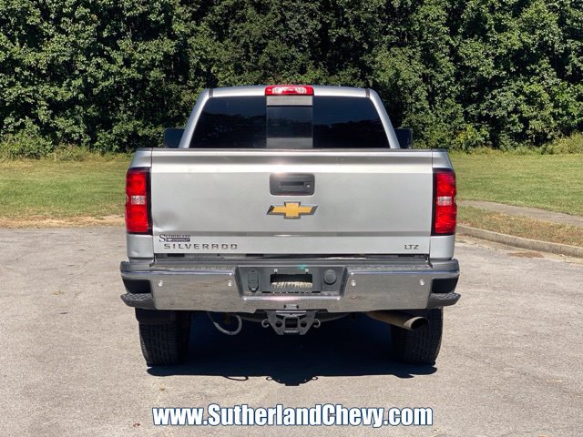 Used 2018 Chevrolet Silverado 2500 LTZ w/ Vortec Plus Package AWD/4WD image 6