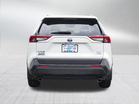 Used 2021 Toyota RAV4 XLE Premium AWD/4WD image 6