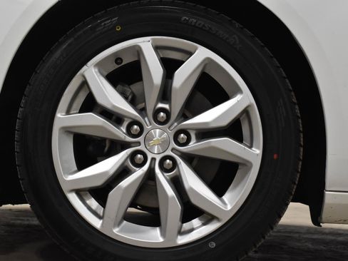 Used 2019 Chevrolet Impala LT image 32