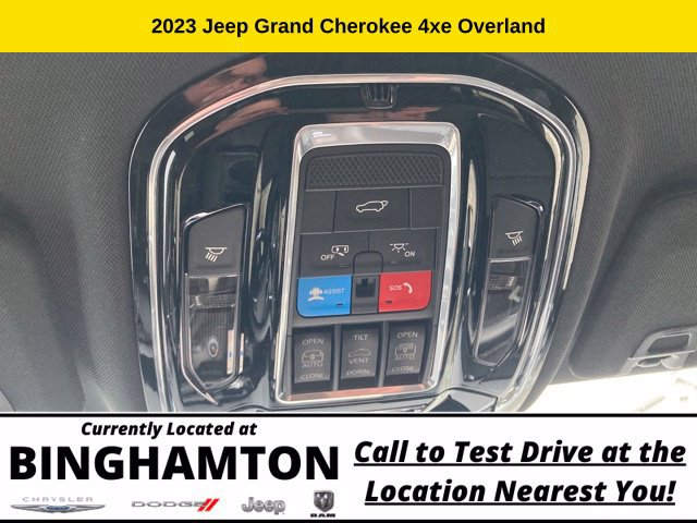 New 2023 Jeep Grand Cherokee Overland AWD/4WD image 12