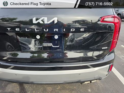 Used 2023 Kia Telluride S image 7