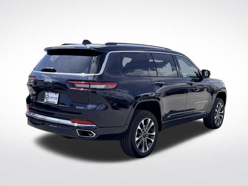 Used 2024 Jeep Grand Cherokee L Overland w/ Trailer Tow Package AWD/4WD image 7
