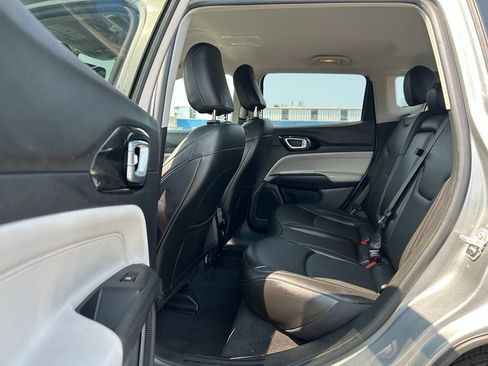 Used 2022 Jeep Compass Limited AWD/4WD image 24