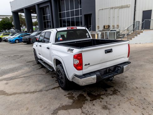 Used 2018 Toyota Tundra SR5 image 9