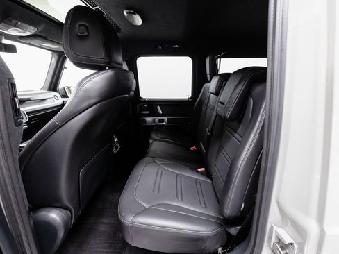 Used 2025 Mercedes-Benz G 550 image 30