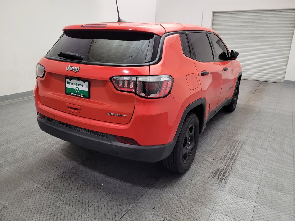 Used 2018 Jeep Compass Sport w/ Tech Group FWD image 7