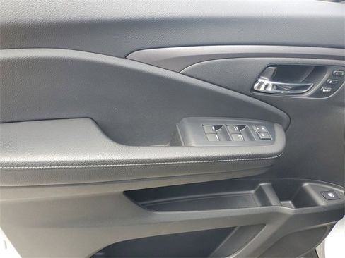 Used 2024 Honda Ridgeline RTL image 17