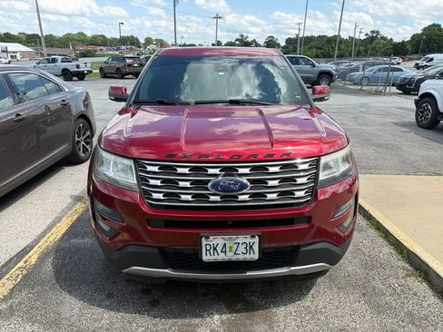 Used 2016 Ford Explorer Limited w/ Equipment Group 301A AWD/4WD image 2