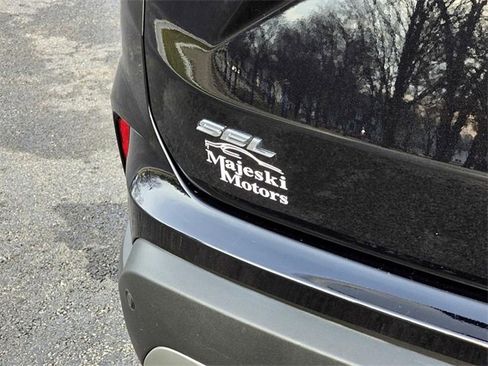 Used 2021 Ford Edge SEL w/ Convenience Package image 12