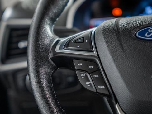 Used 2018 Ford Edge SEL w/ Equipment Group 201A image 30