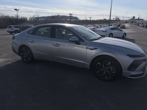 Used 2025 Hyundai Sonata SEL image 7