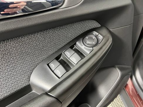 Certified 2022 Chevrolet TrailBlazer LT w/ Convenience Package FWD image 17