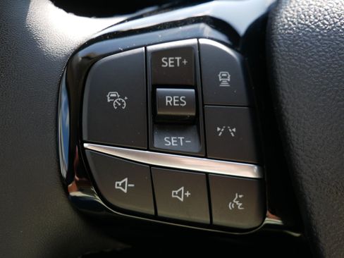 Used 2023 Ford Escape Active w/ Tech Pack #1 AWD/4WD image 17