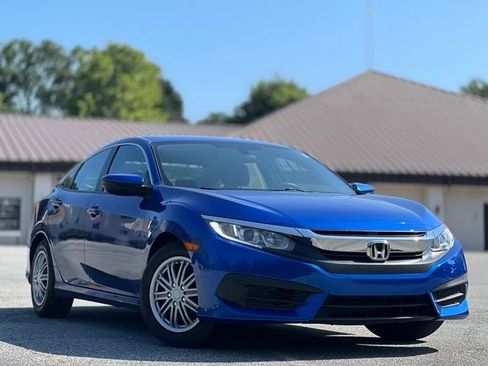 Used 2017 Honda Civic LX image 3