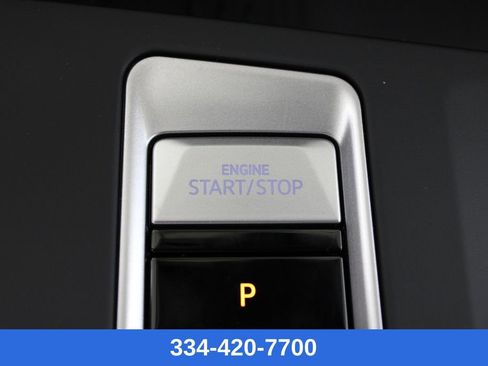 New 2026 Volkswagen Atlas SE image 10