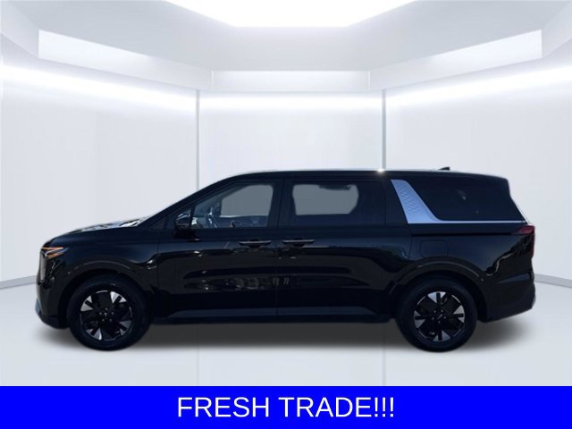 Used 2026 Kia Carnival LXS FWD image 4