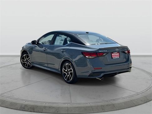 New 2025 Nissan Sentra SR w/ SR Premium Package image 5