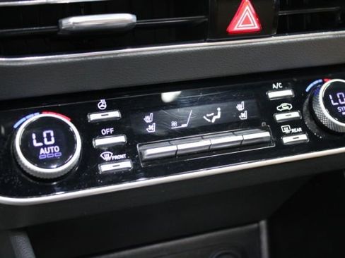 Used 2020 Hyundai Sonata Limited FWD image 21