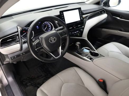 Used 2022 Toyota Camry XLE AWD/4WD image 10