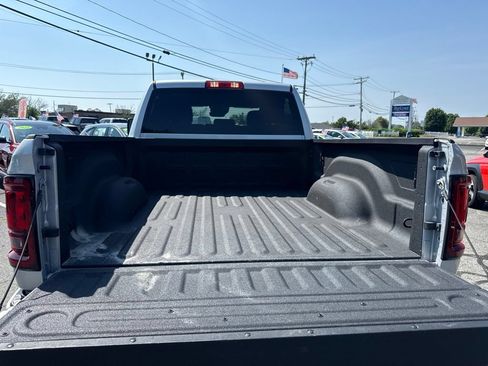 Used 2026 RAM 2500 Big Horn AWD/4WD image 6