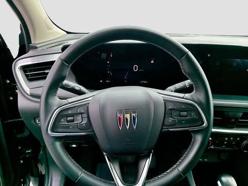 Used 2024 Buick Encore GX Preferred w/ Comfort Package FWD image 12