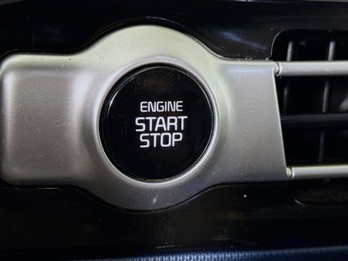 Used 2023 Kia Seltos S image 21