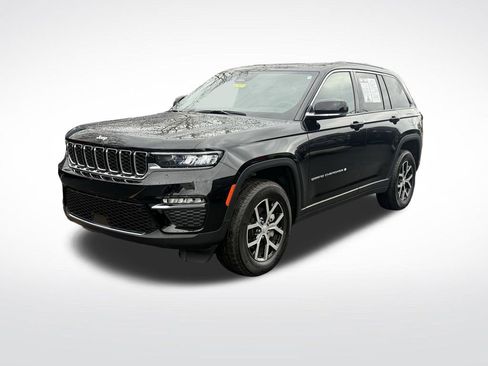 Used 2024 Jeep Grand Cherokee Limited w/ Trailer Tow Package image 3