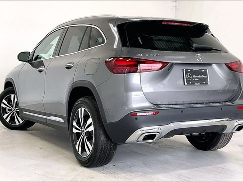 New 2026 Mercedes-Benz GLA 250 GLA 250 image 12