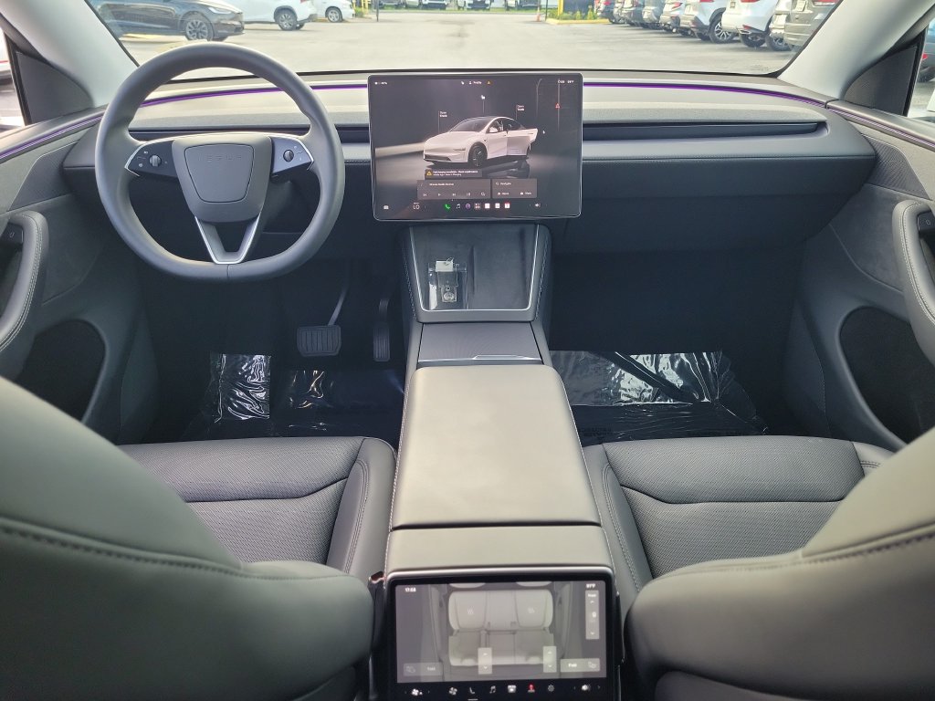 Used 2026 Tesla Model Y Long Range AWD/4WD image 12