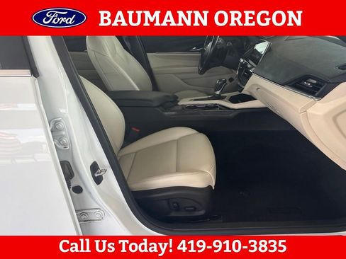 Used 2023 Cadillac CT4 Luxury w/ Cold Weather Package AWD/4WD image 17