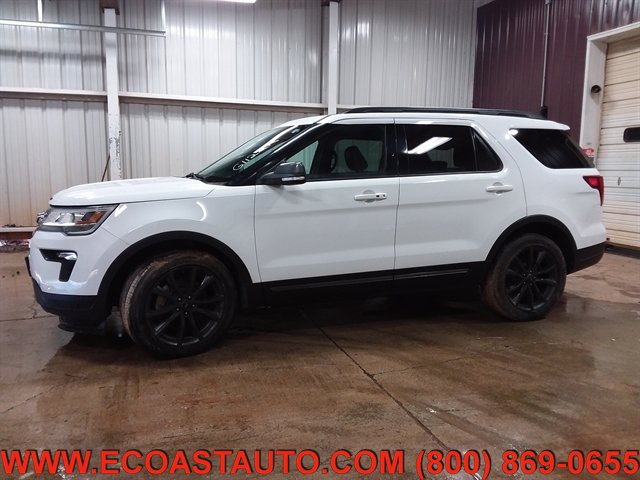 Used 2018 Ford Explorer XLT w/ Equipment Group 202A FWD image 6
